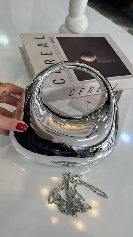 Gümüş Metal Çanta