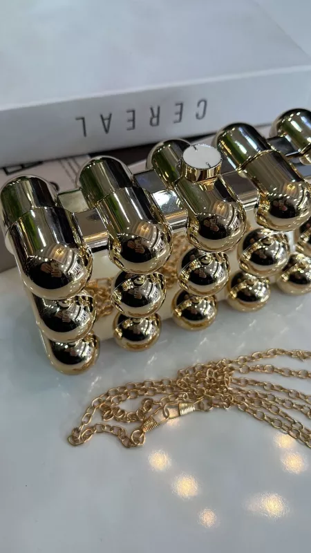 Gold Bolonlu Metal Çanta