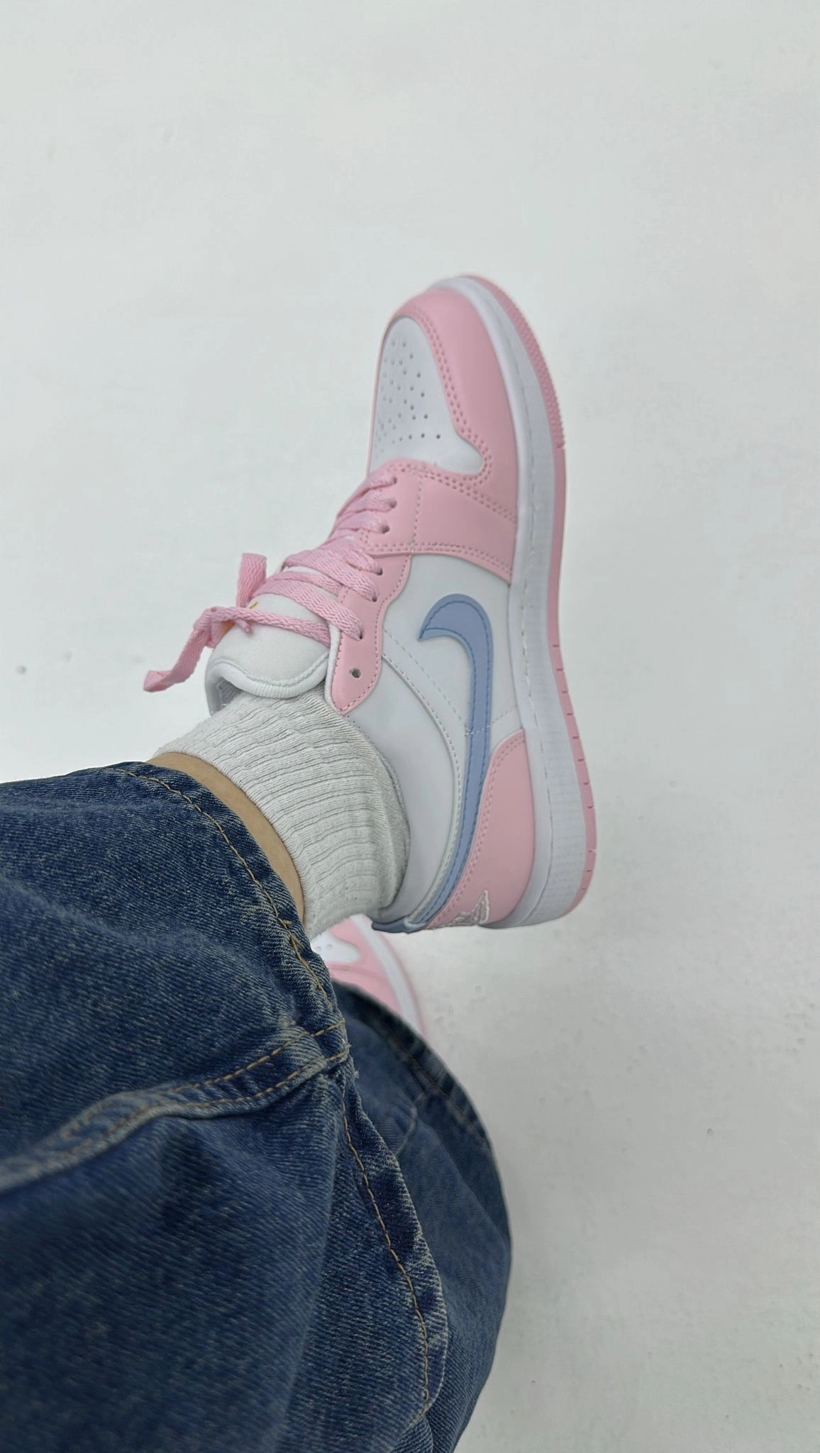 Pembe Jorda.n Spor Ayakkabı 