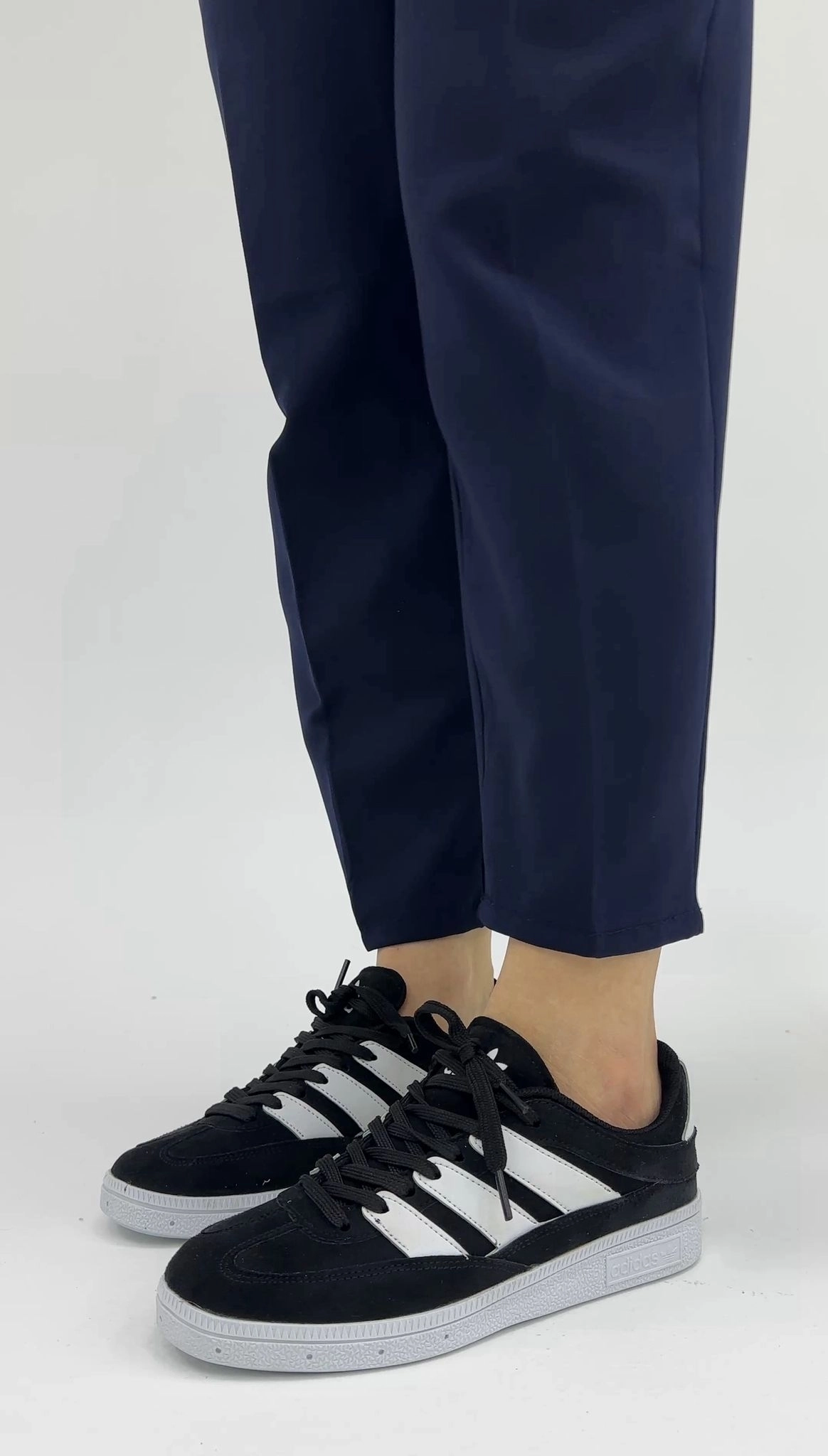 Siyah Şeritli Spor Ayakkabı